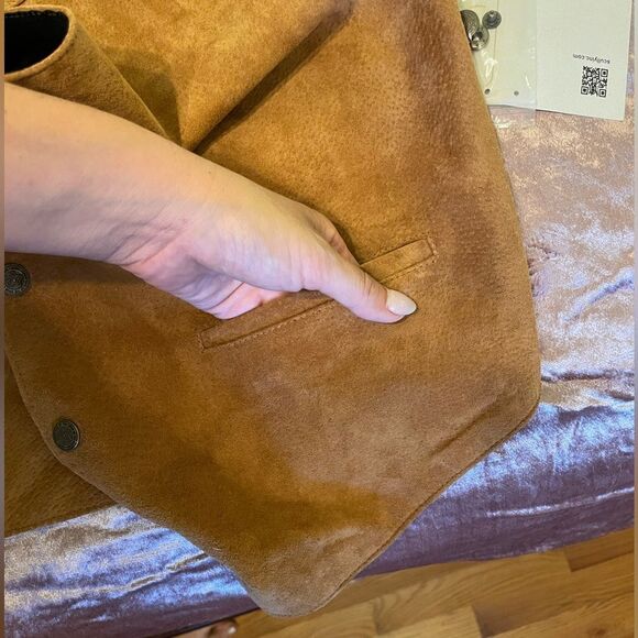 Men’s Brown suede western vest with snap buttons - Picture 10 of 10